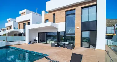 Villa 3 bedrooms in Finestrat, Spain