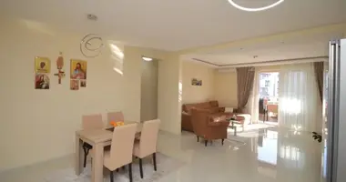 Apartamento 3 habitaciones en Tivat, Montenegro