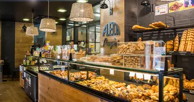 Gewerbefläche 100 m² in Barcelona, Spanien