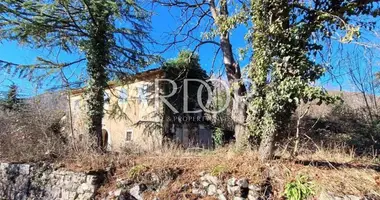 Terrain dans Veprinac, Croatie