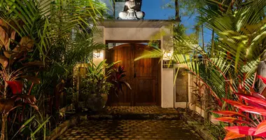 Haus 5 Schlafzimmer in Dalung, Indonesien