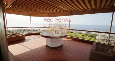 3 bedroom apartment in Sanremo, Italy