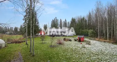 Haus 7 zimmer in Kormu, Finnland