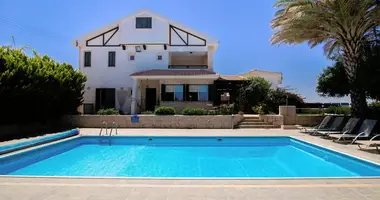 Villa in Paralimni, Zypern
