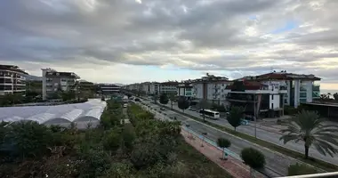 Квартира 2 комнаты в Кестель, Турция