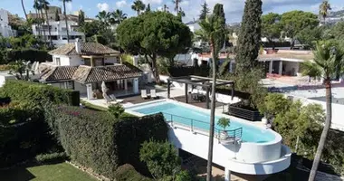 Dom 4 pokoi w San Pedro Alcantara, Hiszpania