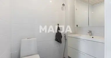 Apartamento 4 habitaciones en Helsinki sub region, Finlandia