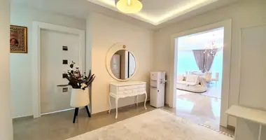 Apartamento 4 habitaciones en Mahmutlar, Turquía