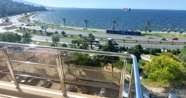 Mieszkanie 5 pokojów w Konak, Turcja