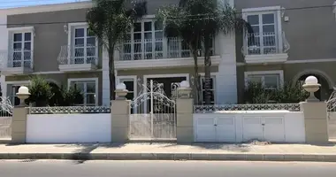 Квартира 3 спальни в Като Полемидия, Кипр