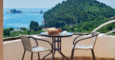 Hotel 830 m² in Petrovac, Montenegro