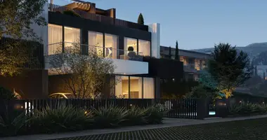 2 bedroom apartment in Demos Agiou Athanasiou, Cyprus