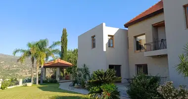 Квартира 4 спальни в Акрунда, Кипр