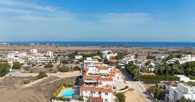 Mieszkanie 2 pokoi w Paralimni, Cypr