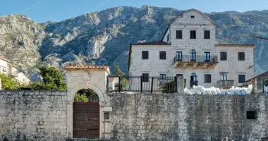 Вилла в Котор, Черногория