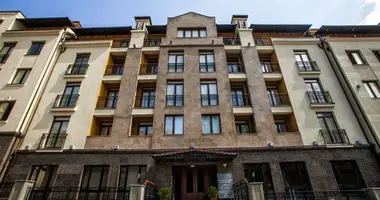 Apartamento 4 habitaciones en Tiflis, Georgia