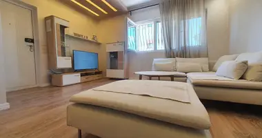 Квартира 3 комнаты в Тиват, Черногория