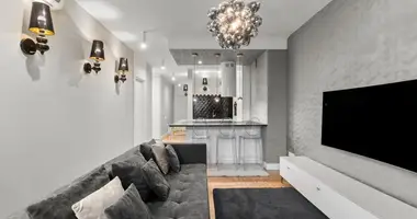 Квартира 3 комнаты в Варшава, Польша