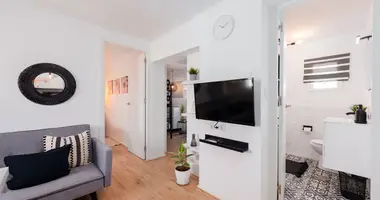 Apartamento 3 habitaciones en Estepona, Španjolska