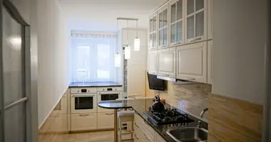 Apartamento 3 habitaciones en Varsovia, Polonia