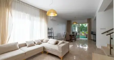 Casa 3 habitaciones en Mouttagiaka, Chipre