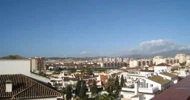 Apartamento 3 habitaciones en Dos Hermanas, Španjolska