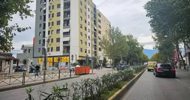 Bureau 441 m² dans Tirana, Albanie