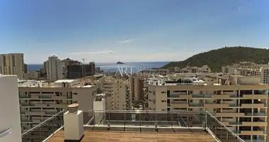 3 bedroom apartment in Villajoyosa, Spain