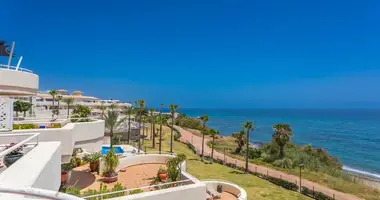Apartamento 3 habitaciones en Estepona, Španjolska