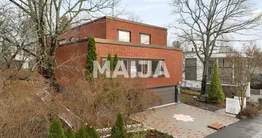 6 bedroom house in Helsinki sub-region, Finland