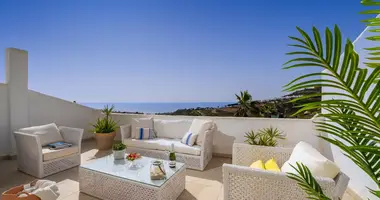 5 bedroom house in Manilva, Spain