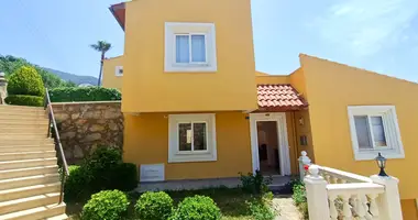 4 bedroom apartment in Gazipasa, Turkey
