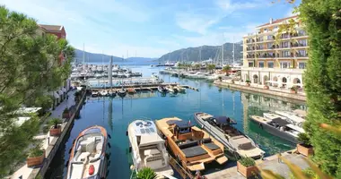 Apartamento 2 habitaciones en Tivat, Montenegro