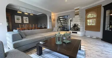 Villa 3 bedrooms in Alanya, Turkey