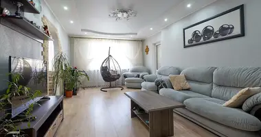 Квартира 3 комнаты в Минск, Беларусь