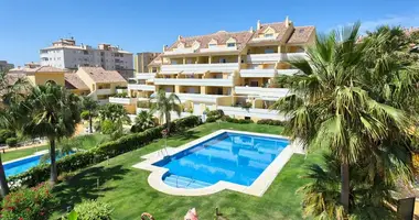 Apartamento 3 habitaciones en Estepona, Španjolska