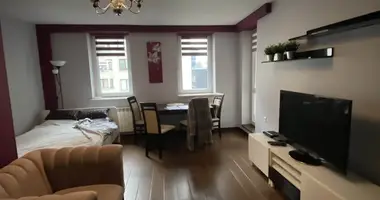 Wohnung 3 zimmer in Warschau, Polen