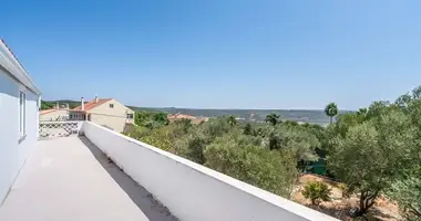 Villa 4 bedrooms in Loule, Portugal