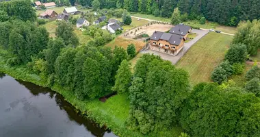 Maison dans Mizarai, Lituanie