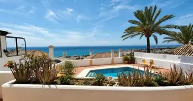 Apartamento 4 habitaciones en Mijas, Španjolska