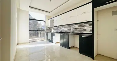Квартира 4 комнаты в Каракокали, Турция