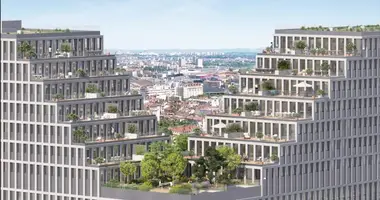 3 bedroom apartment in Lyon, France