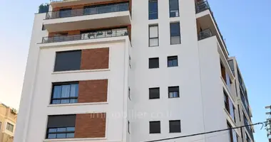 2 room apartment in Tel-Aviv, Israel