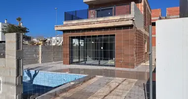 Apartamento 4 habitaciones en Pilar de la Horadada, Španjolska