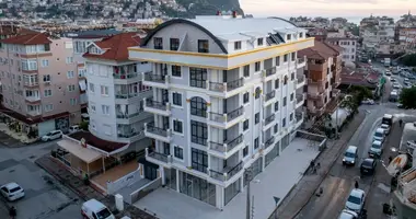 1 bedroom apartment in Muratpasa, Turkey