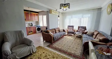 Apartamento 3 habitaciones en , Turquía