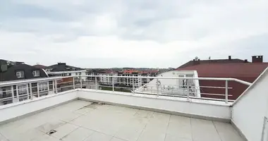 Dom 5 pokojów w Beylikduzu, Turcja