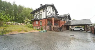 Dom wolnostojący w Astrashitskagaradokski rural council, Białoruś