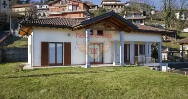 Villa 5 habitaciones en Stresa, Italia