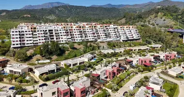 Duplex 2 bedrooms in Benahavis, Spain
